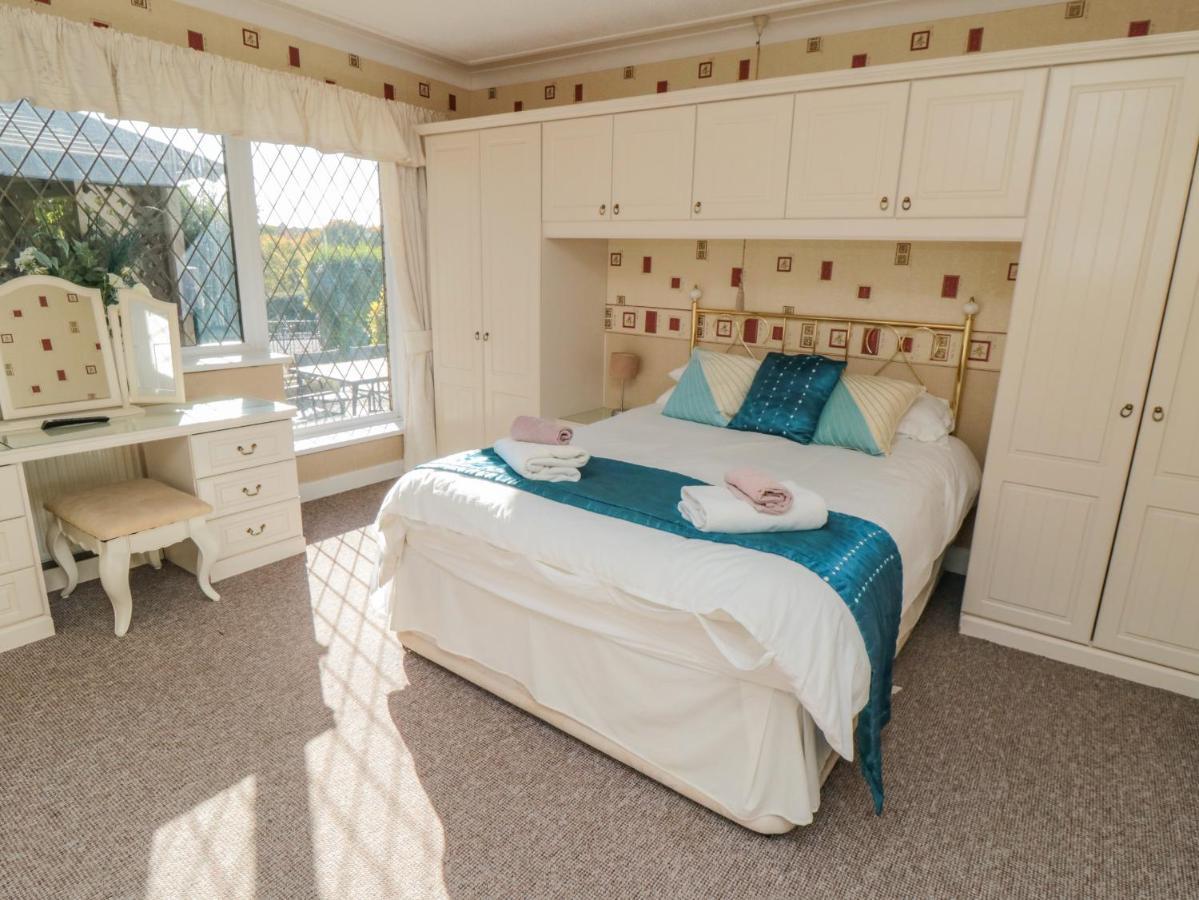 Seacrest Lodge Scarborough Bagian luar foto